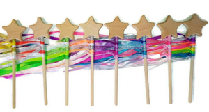 Baguette magique bois et rubans, accessoire enfant Montessori